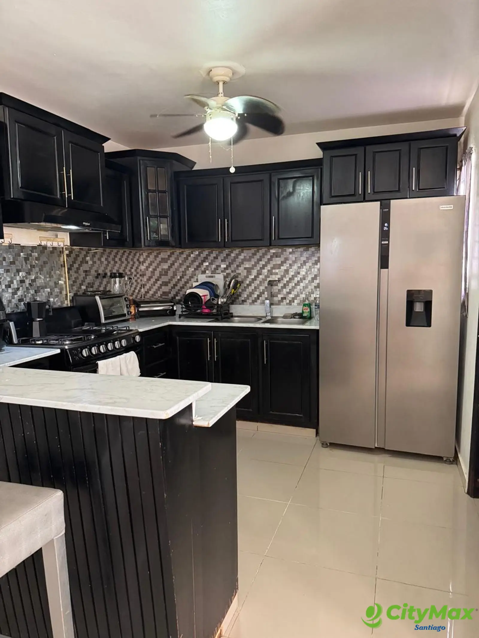 VENTA DE APARTAMENTO 4TO NIVEL CON AZOTEA CERRO ALTO - foto 8