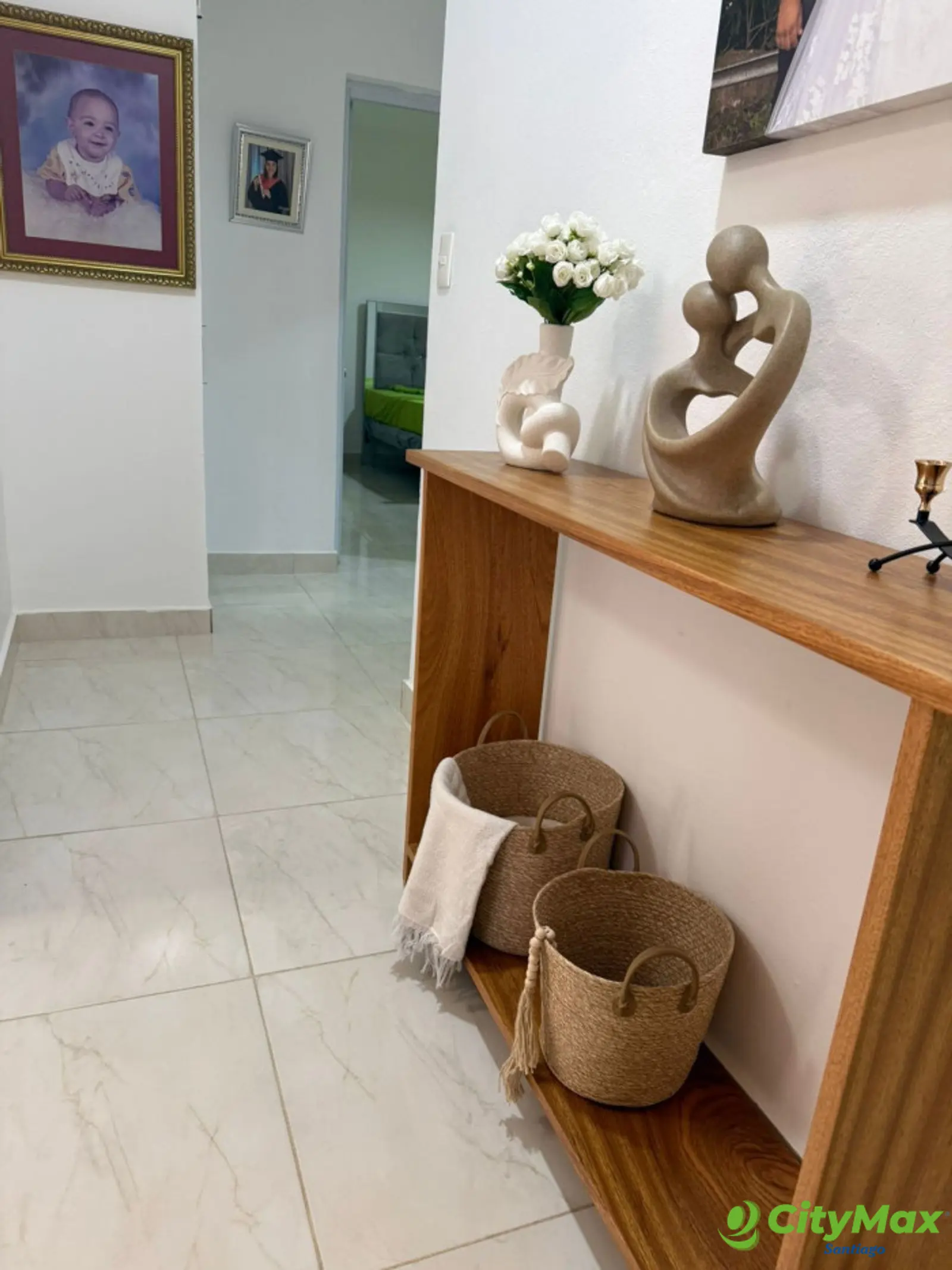 VENTA DE CASA CON PATIO Y PICUZZI EN SANTIAGO - foto 12