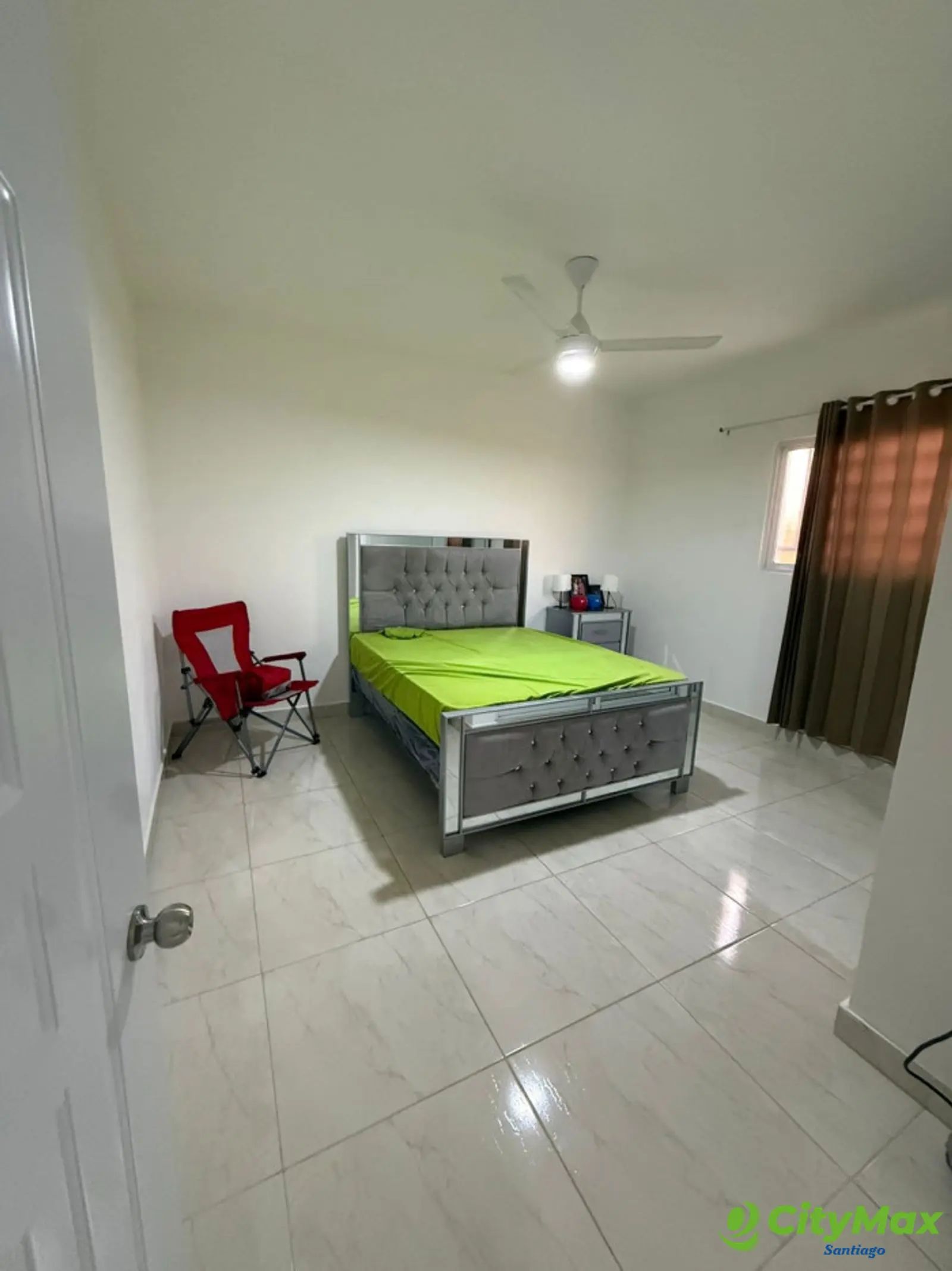 VENTA DE CASA CON PATIO Y PICUZZI EN SANTIAGO - foto 14