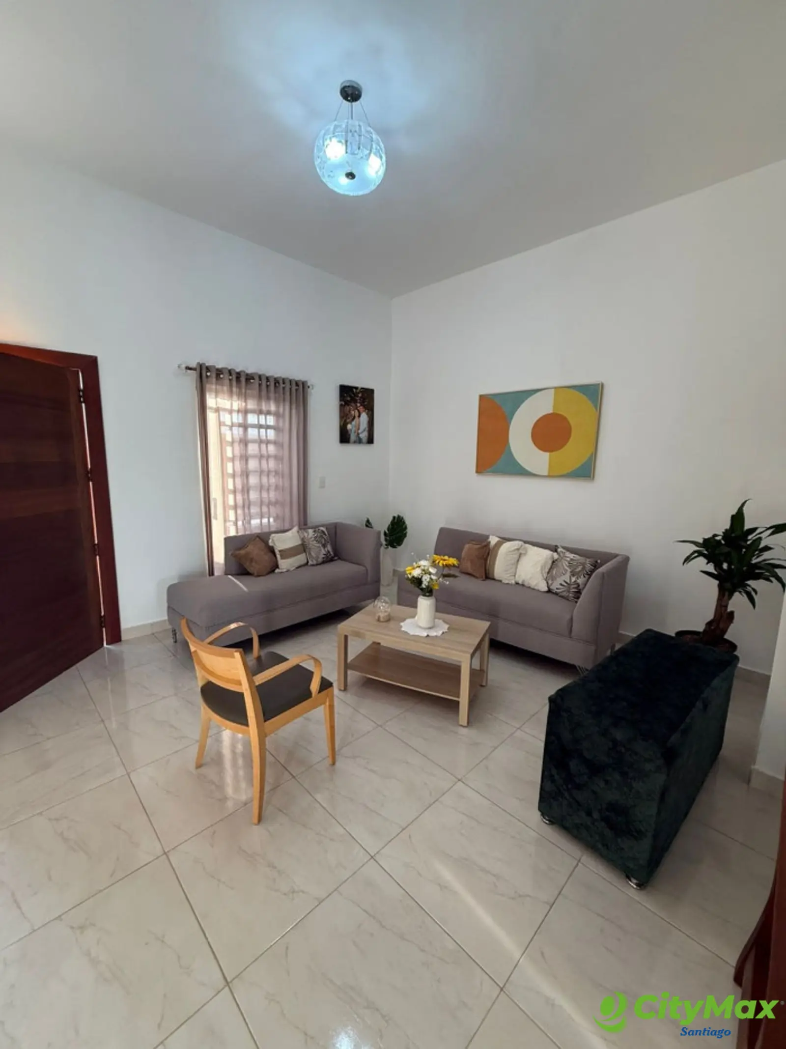 VENTA DE CASA CON PATIO Y PICUZZI EN SANTIAGO - foto 9